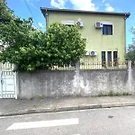 Galery House Casa Gioia